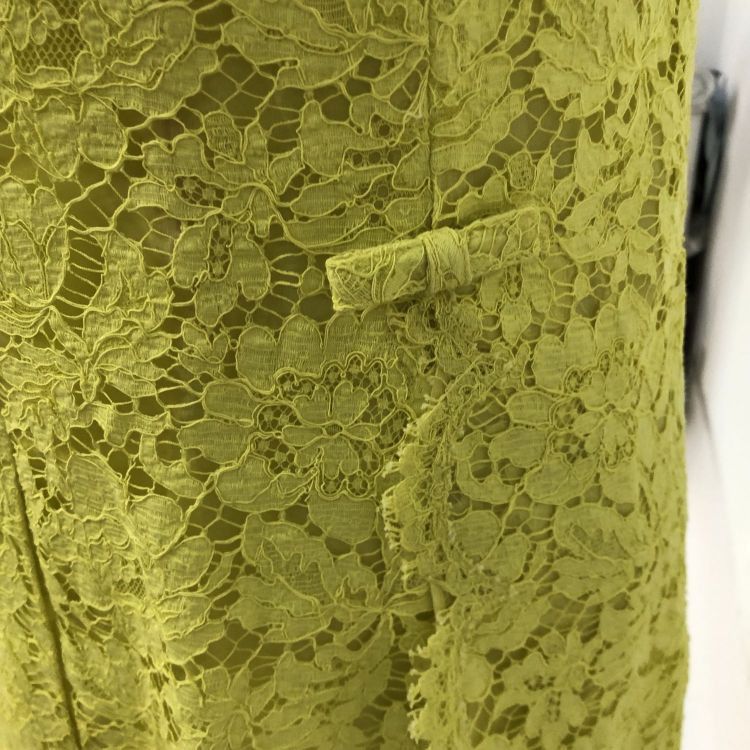 Valentino Valentino Yellow Lace Midi Dress Size 40 Size S / US 4 / IT 40 - 8 Thumbnail