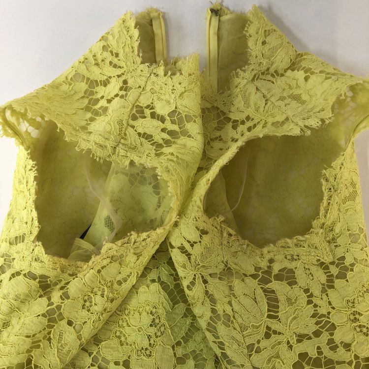 Valentino Valentino Yellow Lace Midi Dress Size 40 Size S / US 4 / IT 40 - 10 Thumbnail