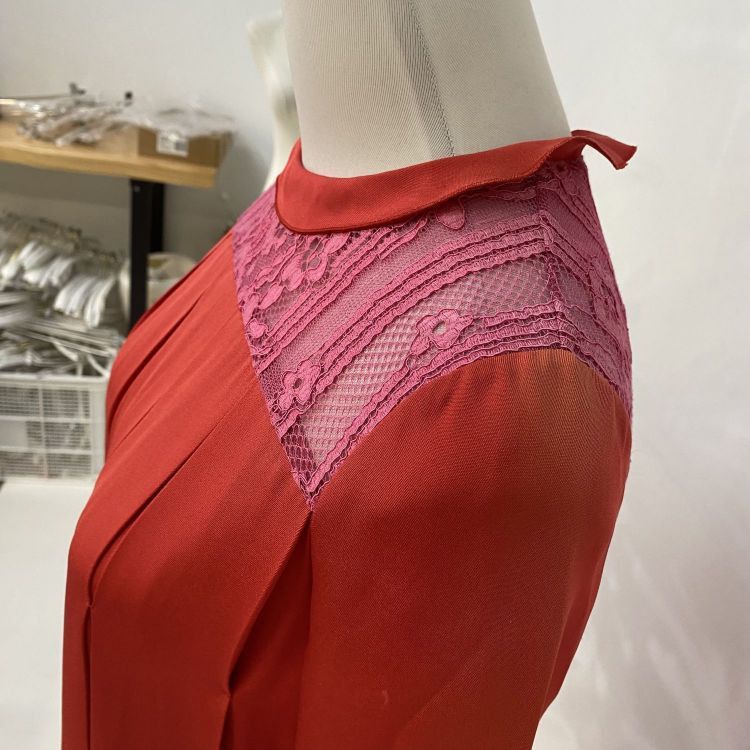 Valentino Valentino Red Lace Detail Midi Dress Size 38 Size XS / US 0-2 / IT 36-38 - 8 Thumbnail