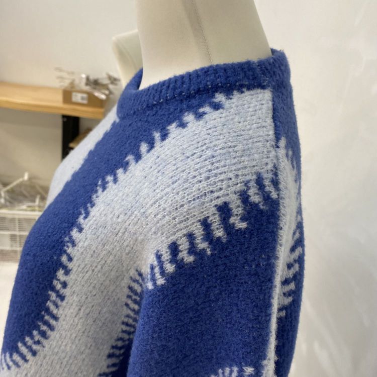 Loewe Loewe Two-tone Sweater Size L Size US L / EU 52-54 / 3 - 7 Thumbnail