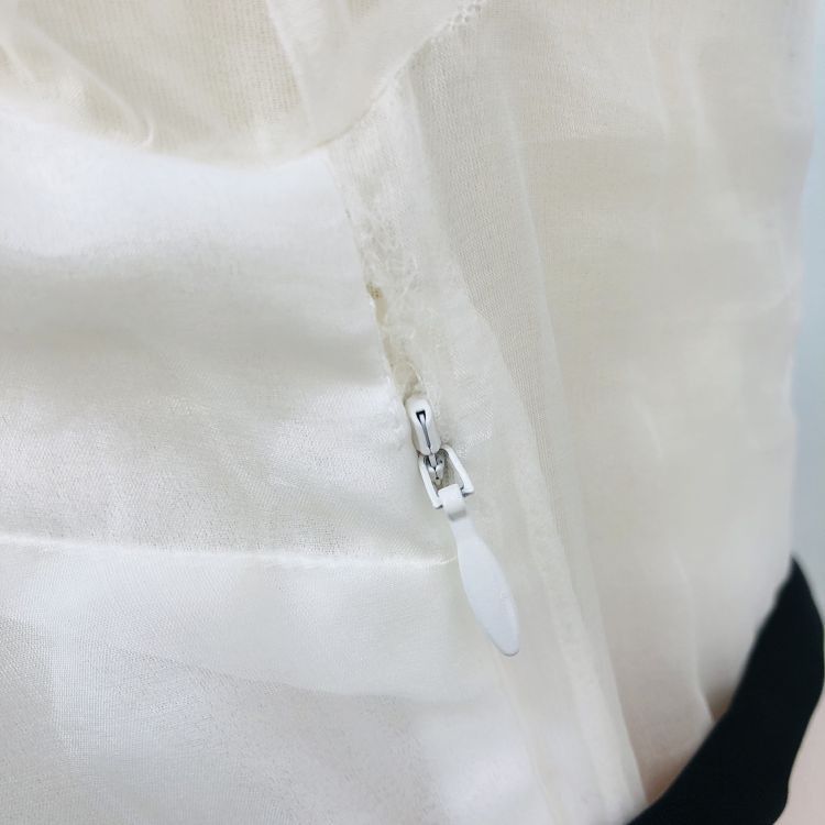 Miu Miu Miu Miu Two-Tone Pearl Button Dress Size 38 Size XS / US 0-2 / IT 36-38 - 7 Thumbnail
