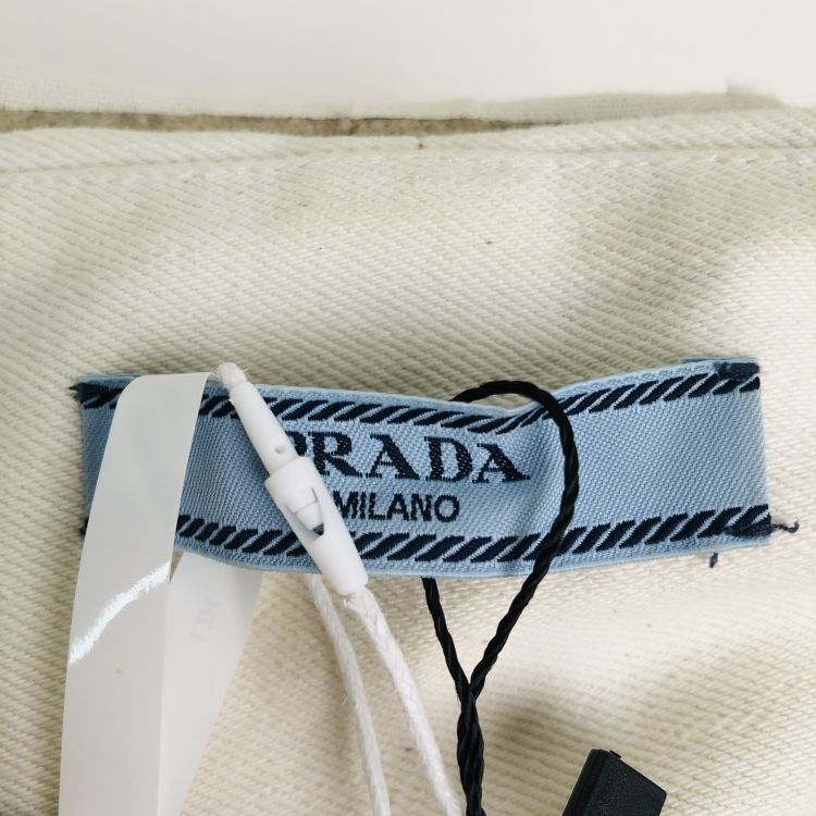 Prada Prada Triangle Logo Trim Shorts Size 42 Size 28" / US 6 / IT 42 - 3 Thumbnail