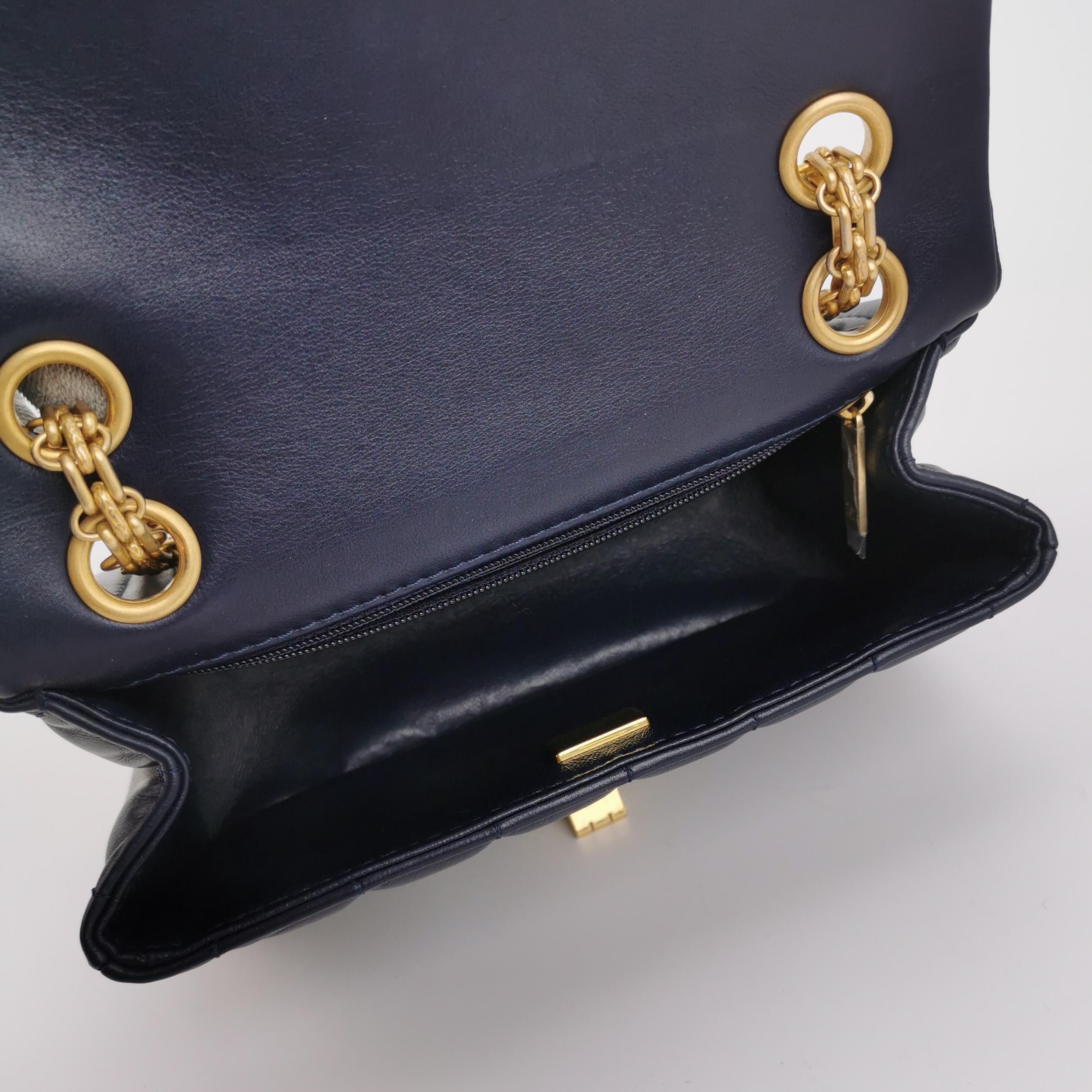 Chanel Chanel Women os Shoulder Bags Size ONE SIZE - 7 Thumbnail