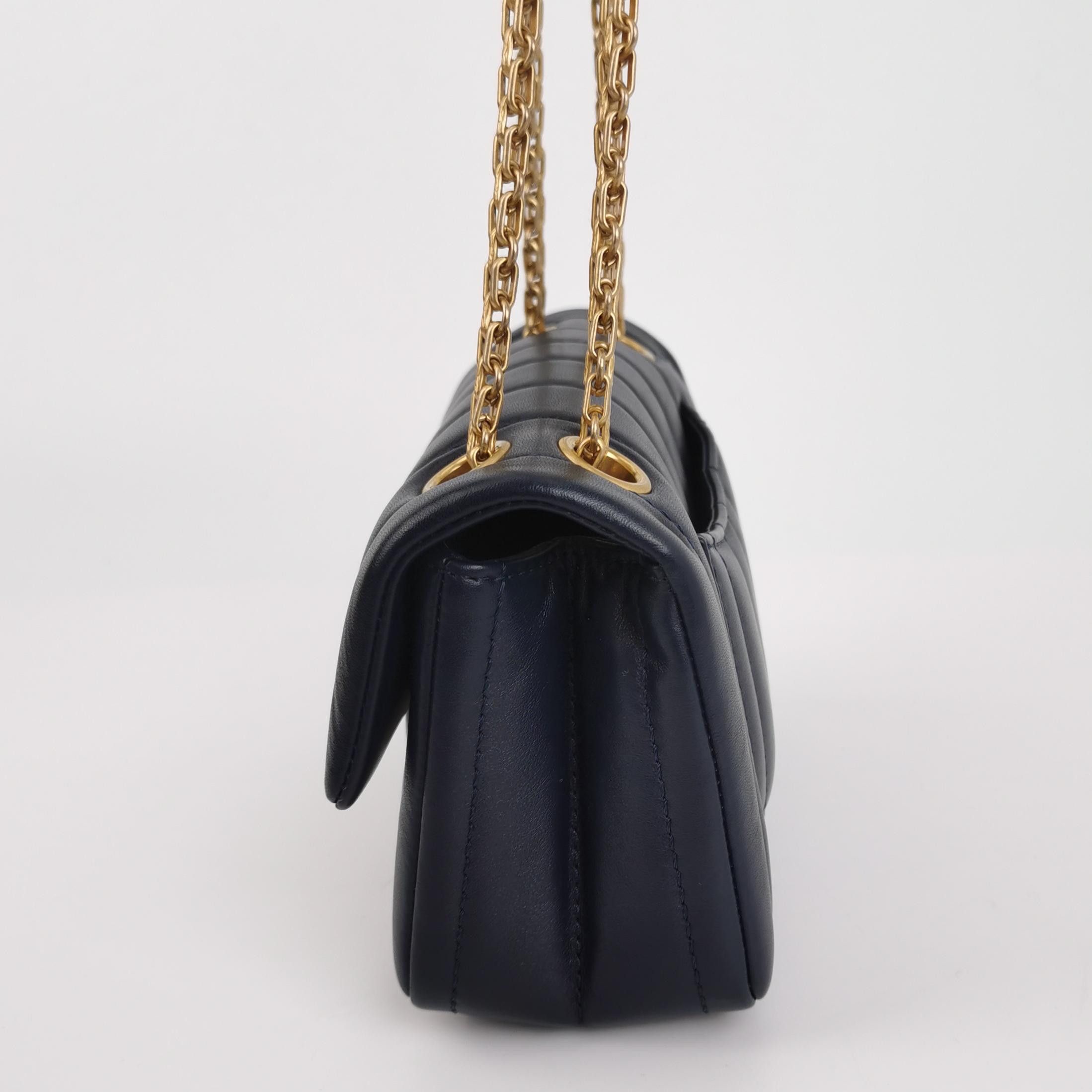 Chanel Chanel Women os Shoulder Bags Size ONE SIZE - 3 Thumbnail