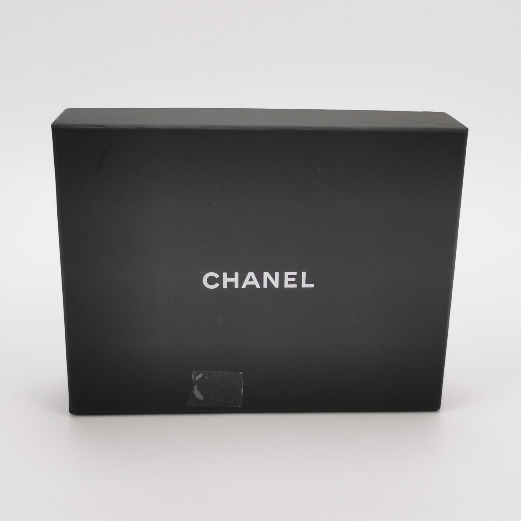 Chanel Chanel Women os Wallets Size ONE SIZE - 8 Thumbnail