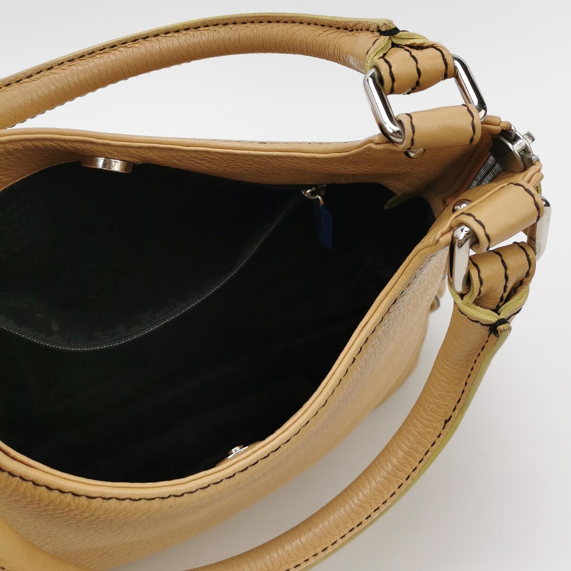 Chanel Chanel Women os Shoulder Bags Size ONE SIZE - 7 Thumbnail