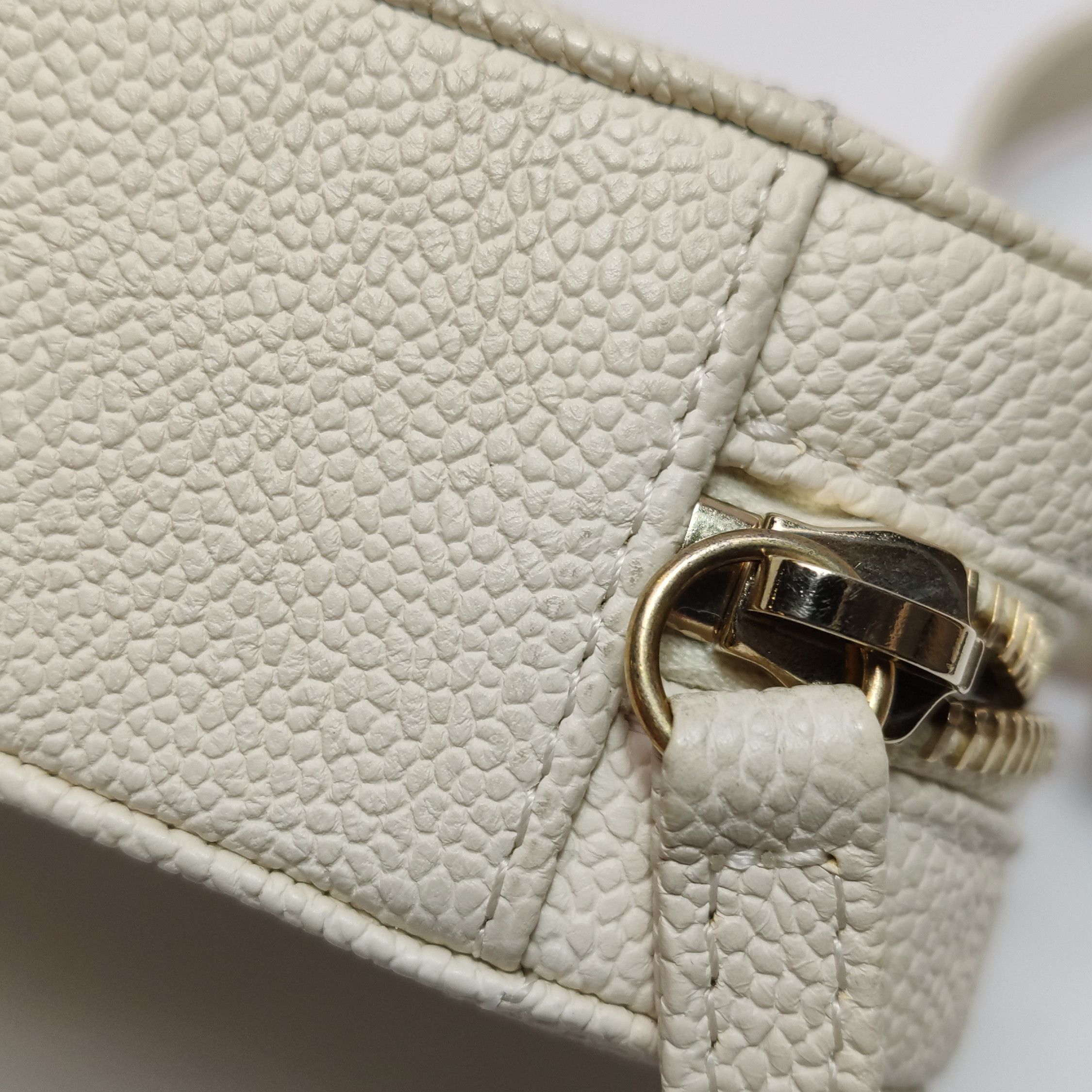 Chanel Chanel Women os Belt Bags Size ONE SIZE - 15 Thumbnail