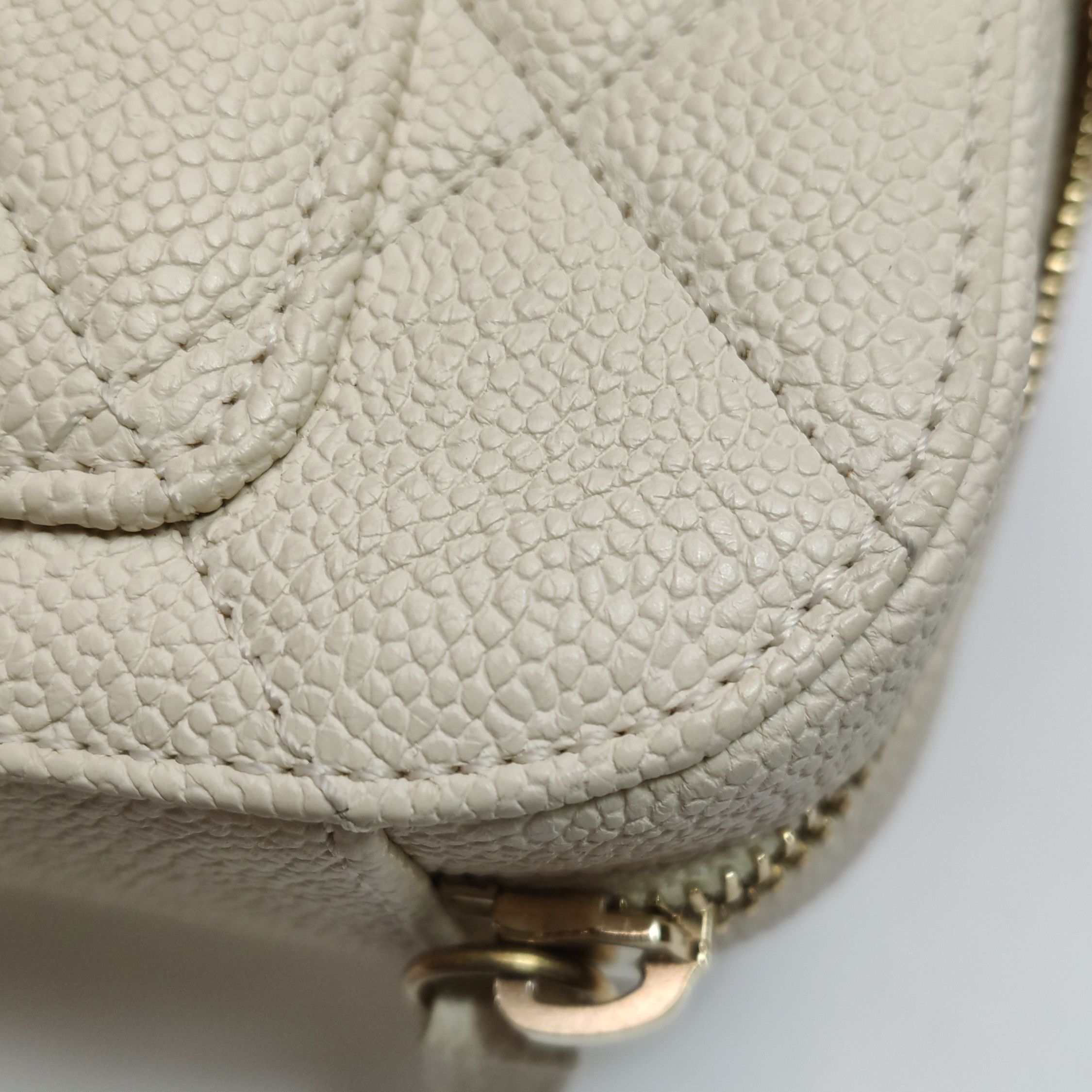 Chanel Chanel Women os Belt Bags Size ONE SIZE - 22 Thumbnail