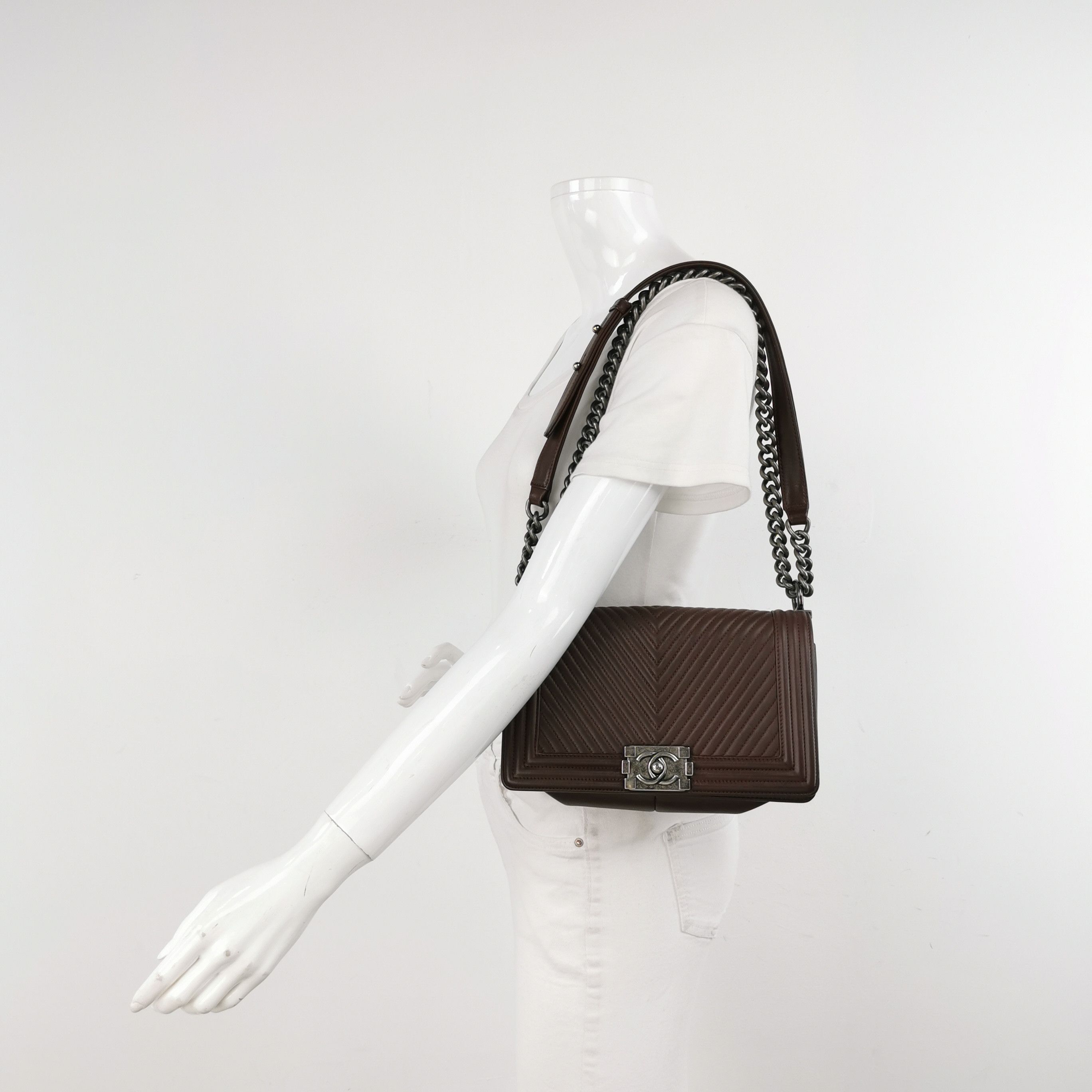 Chanel Chanel Women os Shoulder Bags Size ONE SIZE - 2 Thumbnail