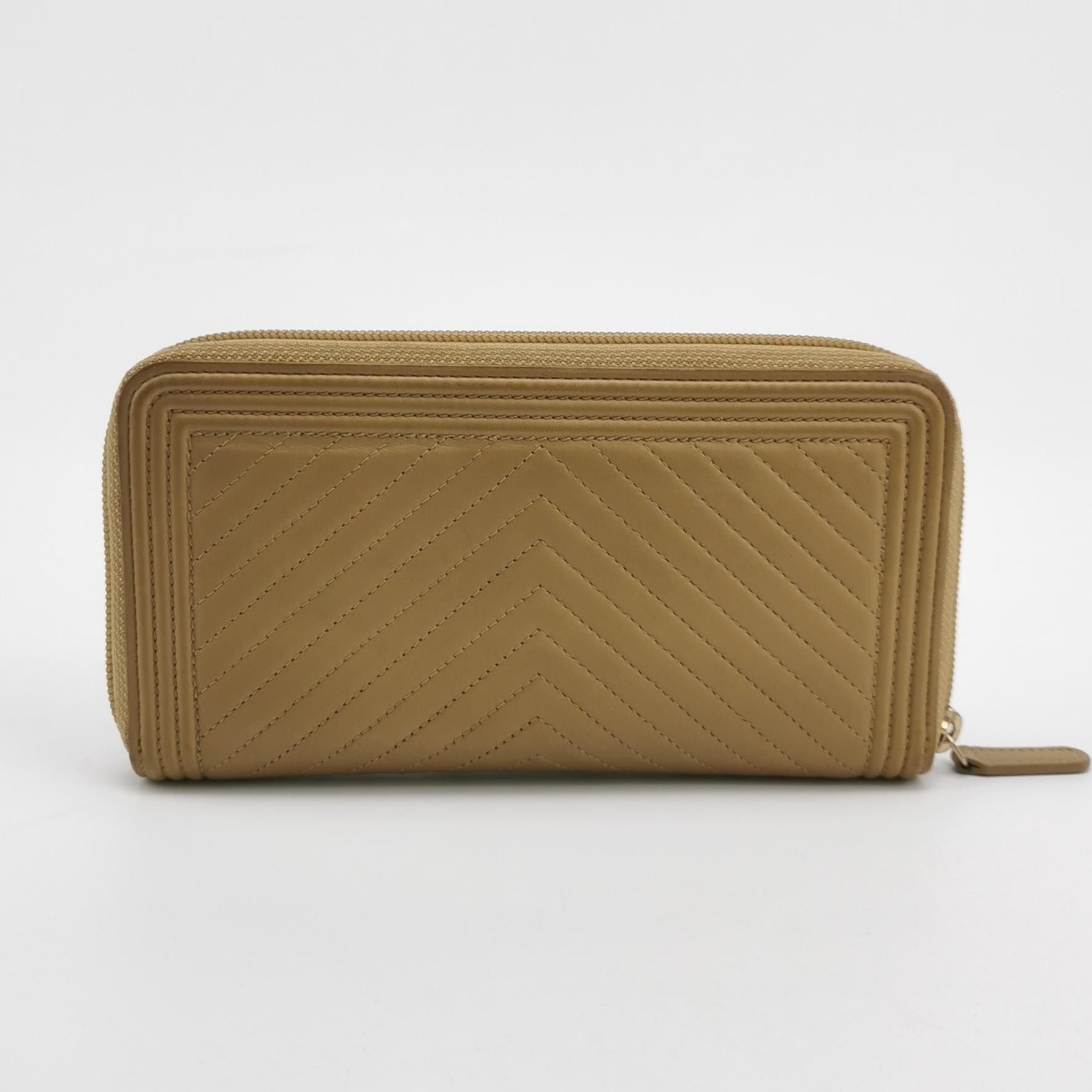 Chanel Chanel Women os Wallets Size ONE SIZE - 4 Thumbnail