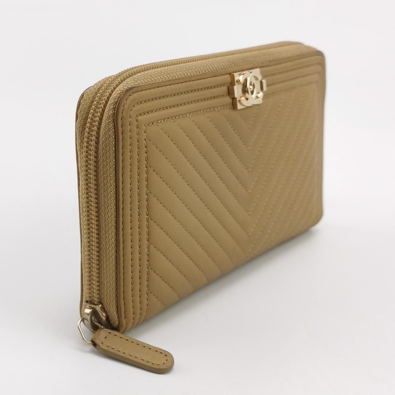 Chanel Chanel Women os Wallets Size ONE SIZE - 3 Thumbnail