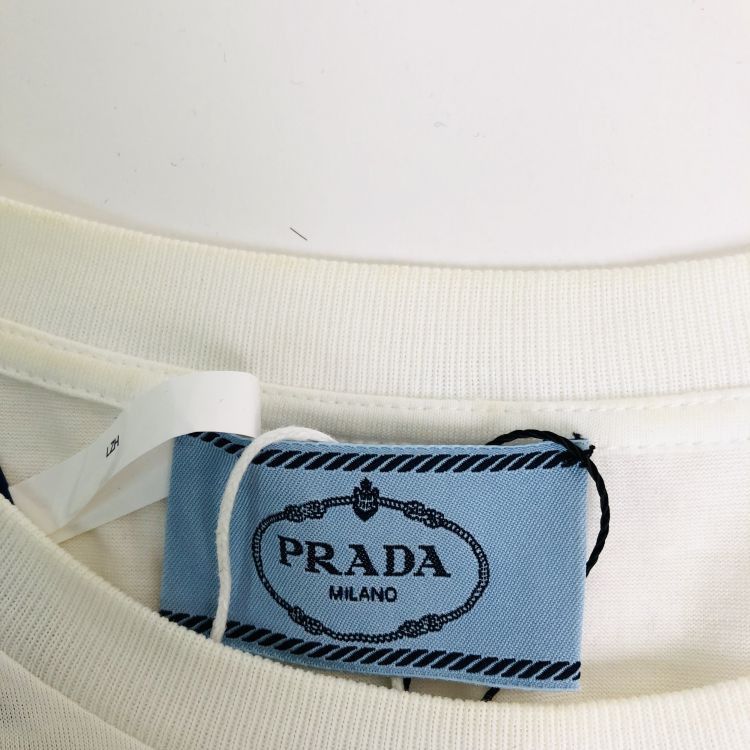Prada Prada Logo Pocket Bow T-Shirt Size S Size S / US 4 / IT 40 - 3 Thumbnail
