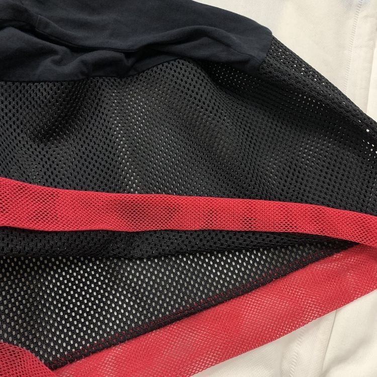 Prada Prada Mesh Detail T-Shirt Size L Size US L / EU 52-54 / 3 - 9 Thumbnail