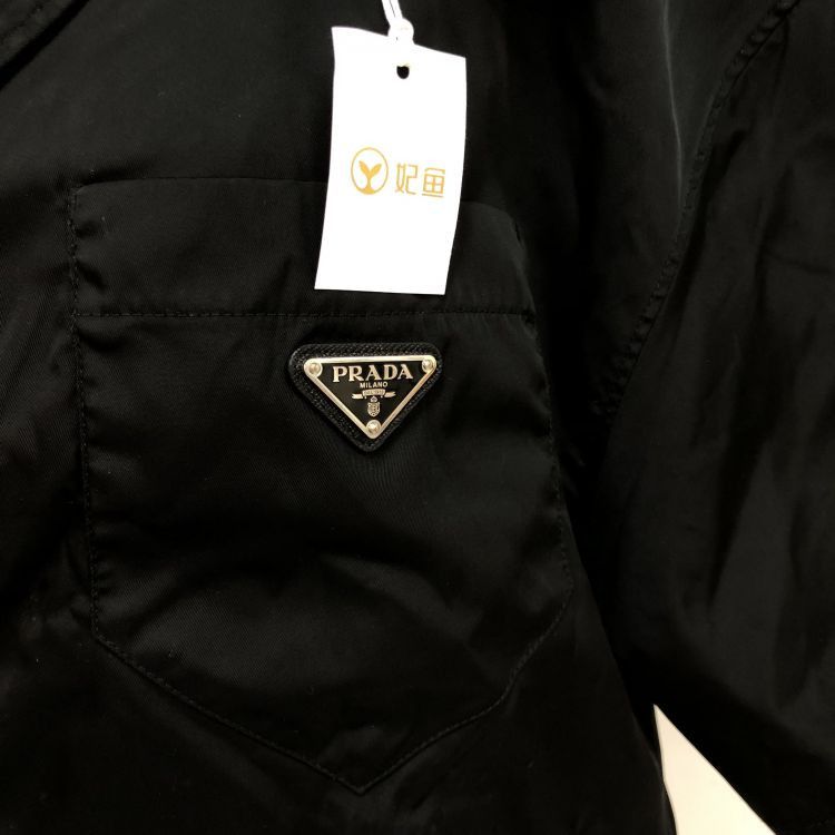Prada Prada Re-Nylon Button Up Jacket Size L Size US L / EU 52-54 / 3 - 7 Thumbnail