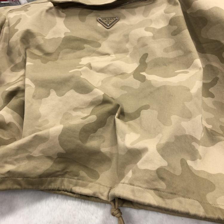 Prada Prada Camo Logo Plaque Jacket Size 38 Size XS / US 0-2 / IT 36-38 - 7 Thumbnail