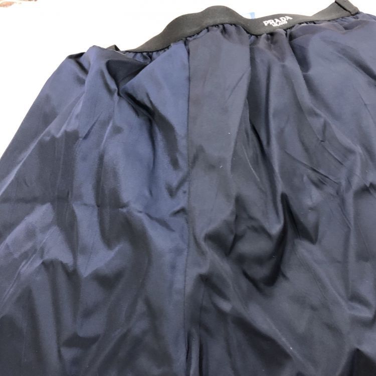Prada Prada Re-Nylon Shorts Size 36 Size 25" / US 0 / IT 36 - 7 Thumbnail