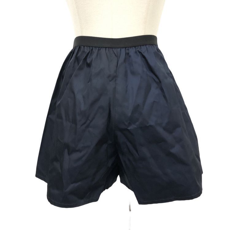 Prada Prada Re-Nylon Shorts Size 36 Size 25" / US 0 / IT 36 - 2 Thumbnail
