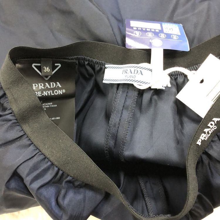 Prada Prada Re-Nylon Shorts Size 36 Size 25" / US 0 / IT 36 - 6 Thumbnail