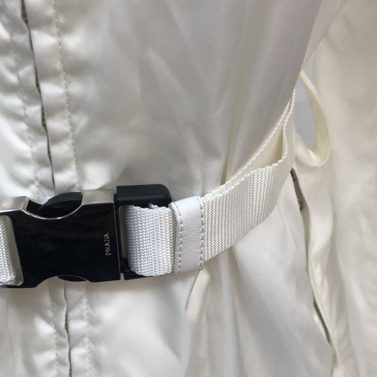 Prada Prada White Pouch Belt Jacket Size 40 Size S / US 4 / IT 40 - 8 Thumbnail