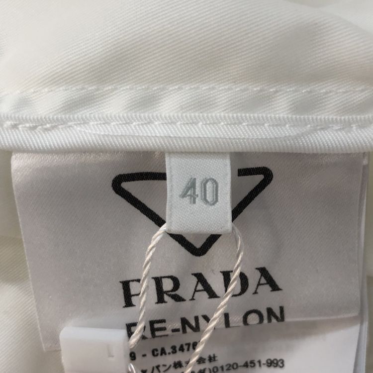 Prada Prada White Pouch Belt Jacket Size 40 Size S / US 4 / IT 40 - 4 Thumbnail