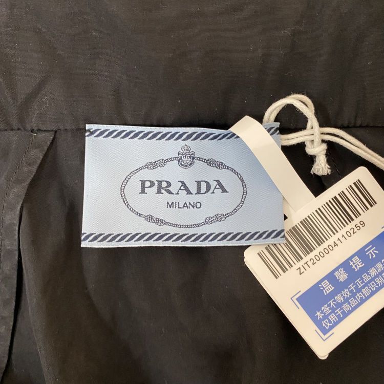 Prada Prada Hooded Logo Jacket Size 40 Size S / US 4 / IT 40 - 3 Thumbnail