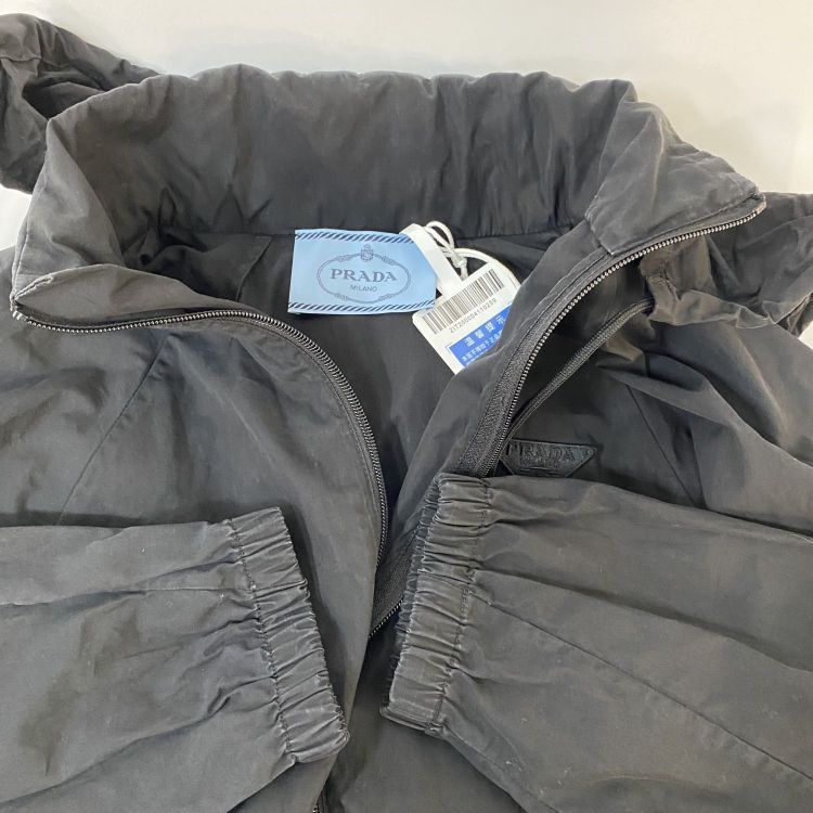 Prada Prada Hooded Logo Jacket Size 40 Size S / US 4 / IT 40 - 9 Thumbnail