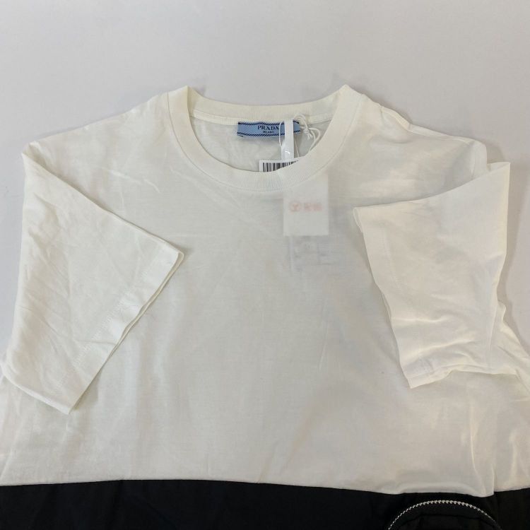 Prada Prada Pocket Logo T-Shirt Size M Size US M / EU 48-50 / 2 - 9 Thumbnail