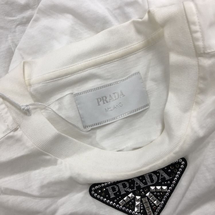 Prada Prada Logo Patch T-Shirt Size XL Size US XL / EU 56 / 4 - 7 Thumbnail