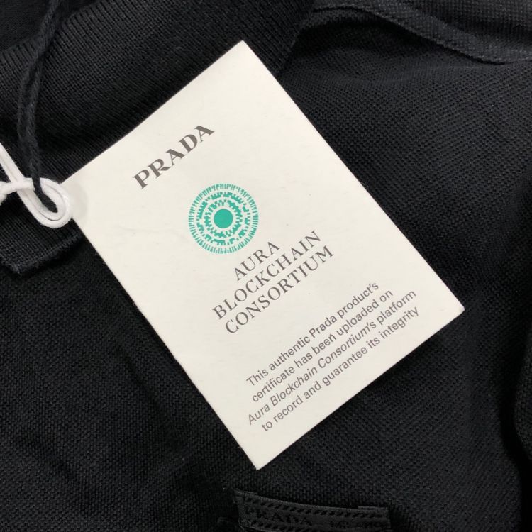 Prada Prada Logo Patch Polo Shirt Size L Size US L / EU 52-54 / 3 - 10 Thumbnail