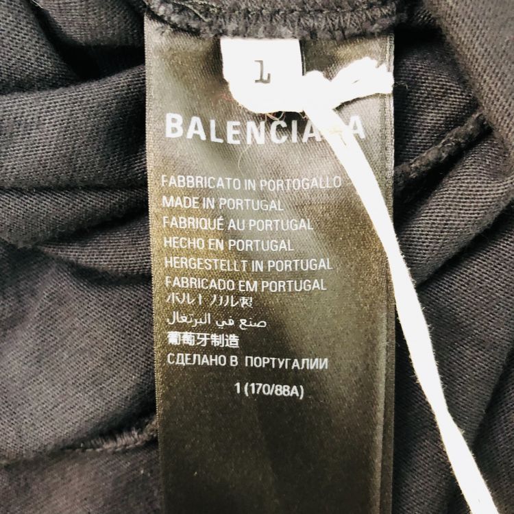 Balenciaga Balenciaga Logo Long Sleeve T-Shirt Size S Size US S / EU 44-46 / 1 - 6 Thumbnail