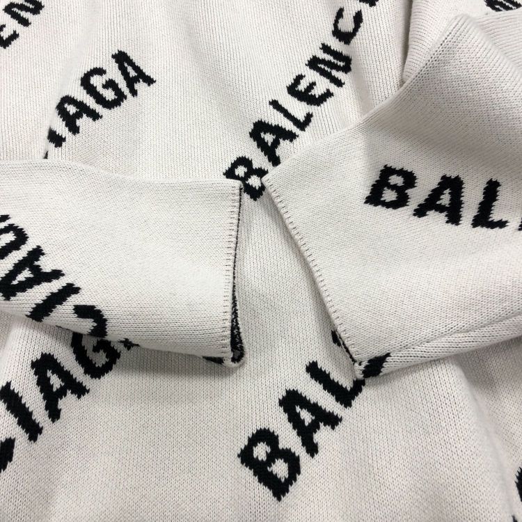 Balenciaga Balenciaga Allover Logo Sweater Size S Size US S / EU 44-46 / 1 - 8 Thumbnail