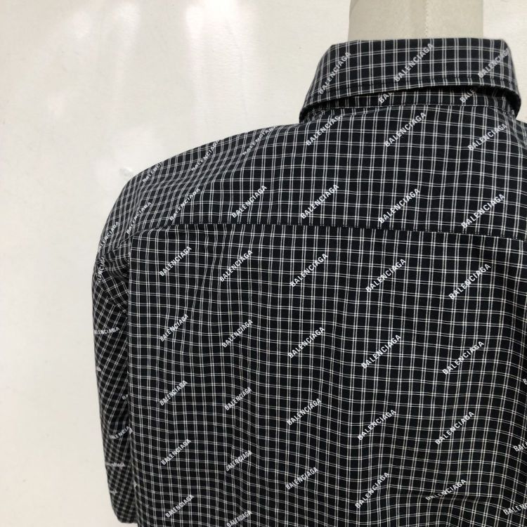 Balenciaga Balenciaga Monogram Check Shirt Size 38 Size US S / EU 44-46 / 1 - 9 Thumbnail