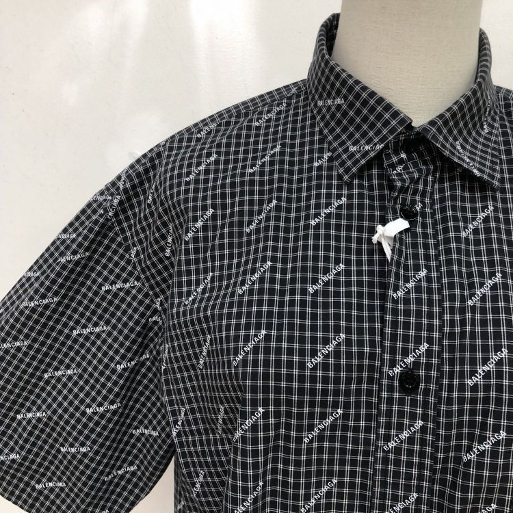 Balenciaga Balenciaga Monogram Check Shirt Size 38 Size US S / EU 44-46 / 1 - 11 Thumbnail
