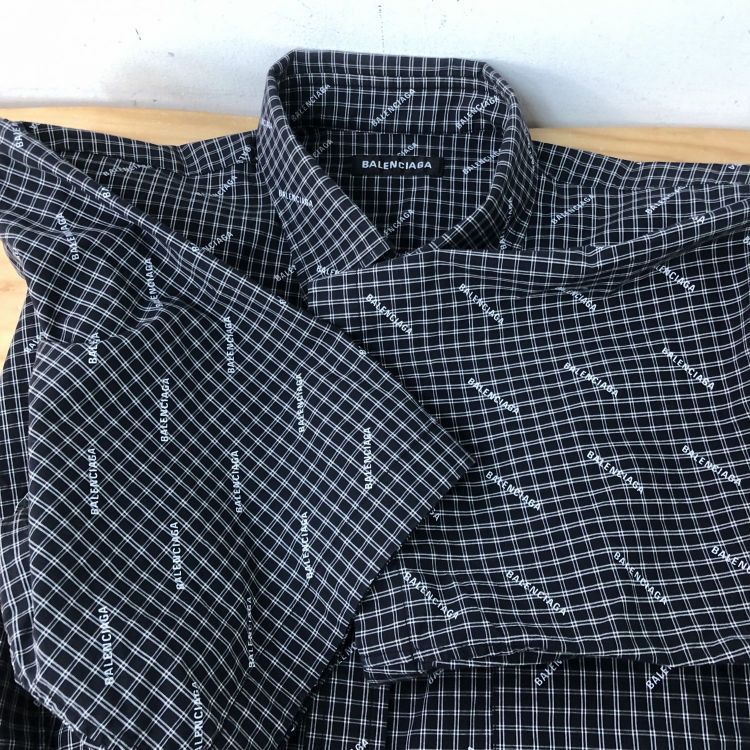 Balenciaga Balenciaga Monogram Check Shirt Size 38 Size US S / EU 44-46 / 1 - 12 Thumbnail
