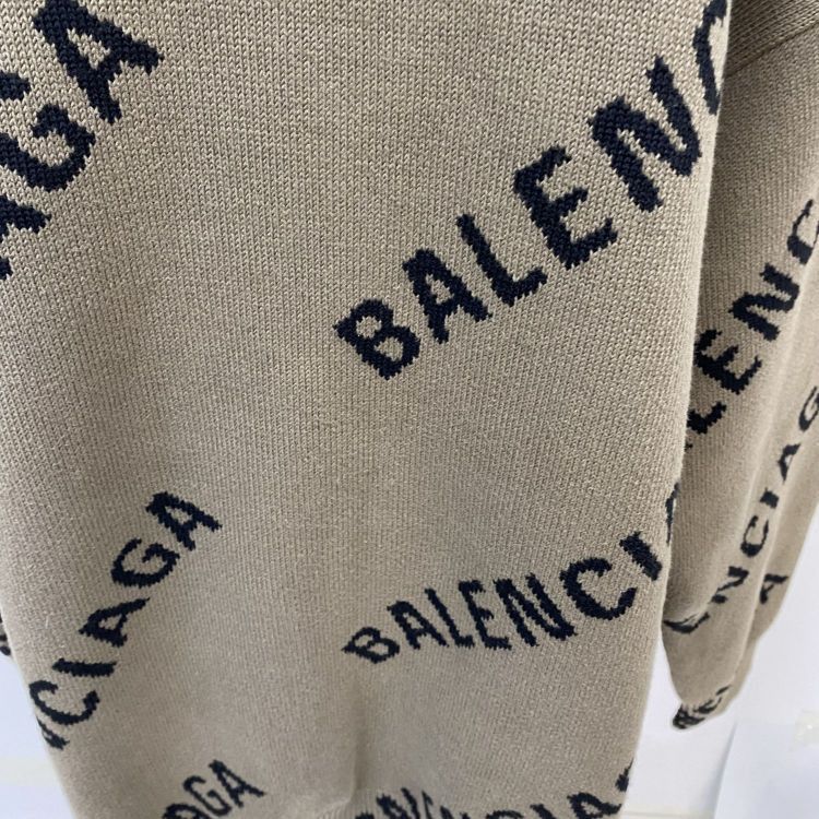 Balenciaga Balenciaga Logo Pattern Sweater Size XS Size US XS / EU 42 / 0 - 7 Thumbnail