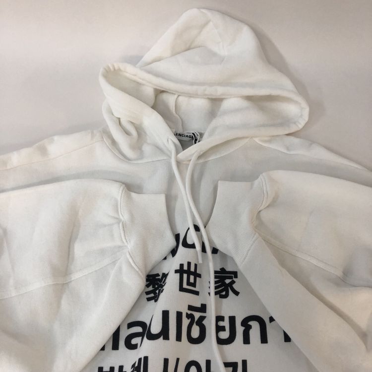 Balenciaga Balenciaga Multilingual Logo Hoodie L Size US L / EU 52-54 / 3 - 9 Thumbnail