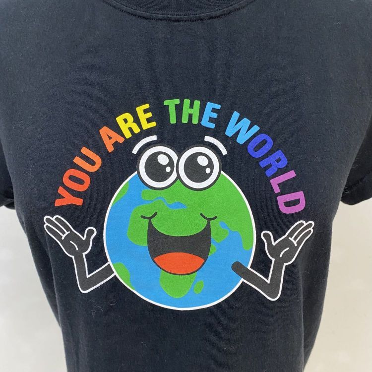 Balenciaga Balenciaga Earth Graphic T-Shirt Size M Size US M / EU 48-50 / 2 - 6 Thumbnail