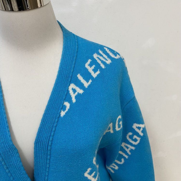 Balenciaga Balenciaga All Over Logo Cardigan Size XS Size US XS / EU 42 / 0 - 7 Thumbnail