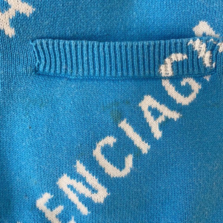 Balenciaga Balenciaga All Over Logo Cardigan Size XS Size US XS / EU 42 / 0 - 11 Thumbnail