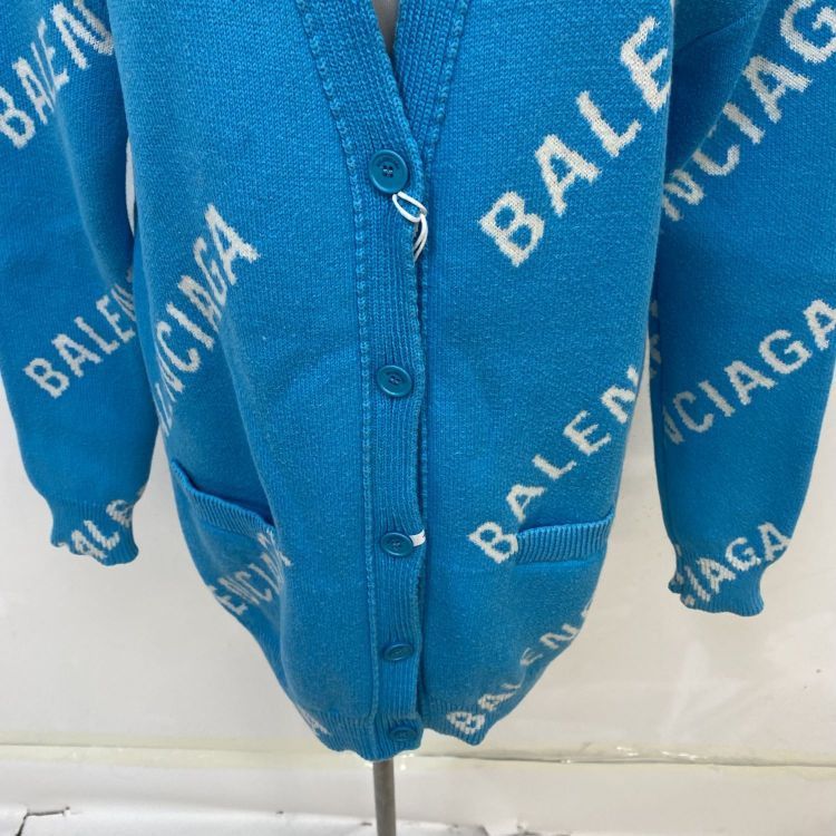 Balenciaga Balenciaga All Over Logo Cardigan Size XS Size US XS / EU 42 / 0 - 6 Thumbnail