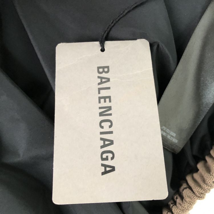 Balenciaga Balenciaga BB Monogram Puffer Jacket Size 34 Size XS / US 0-2 / IT 36-38 - 6 Thumbnail