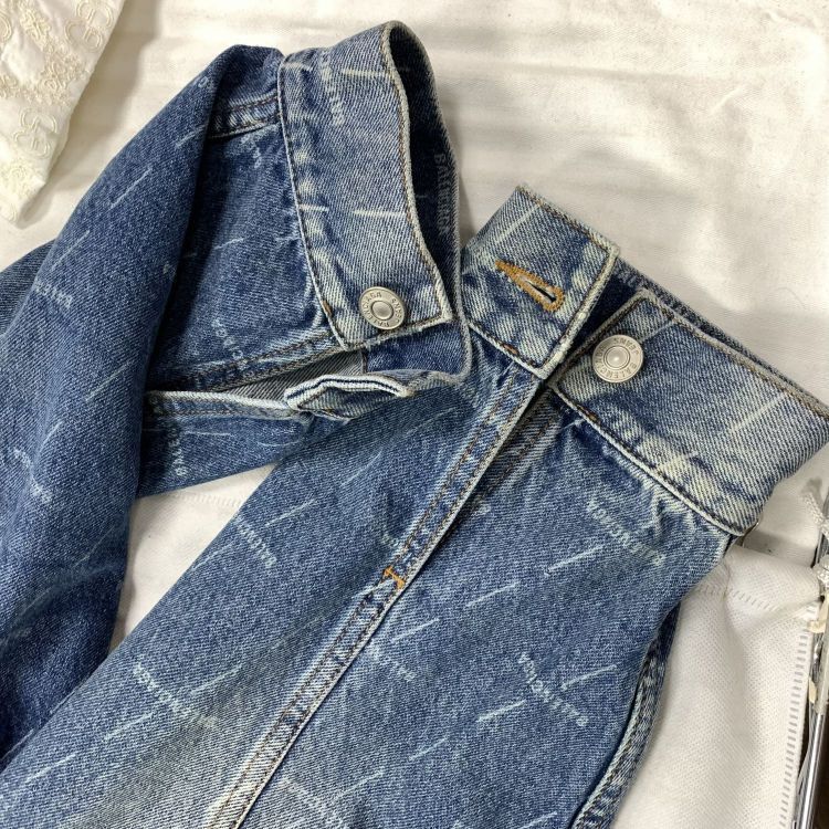 Balenciaga Balenciaga All-Over Logo Denim Jacket Size 36 Size XS / US 0-2 / IT 36-38 - 13 Thumbnail