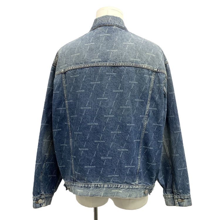 Balenciaga Balenciaga All-Over Logo Denim Jacket Size 36 Size XS / US 0-2 / IT 36-38 - 2 Thumbnail