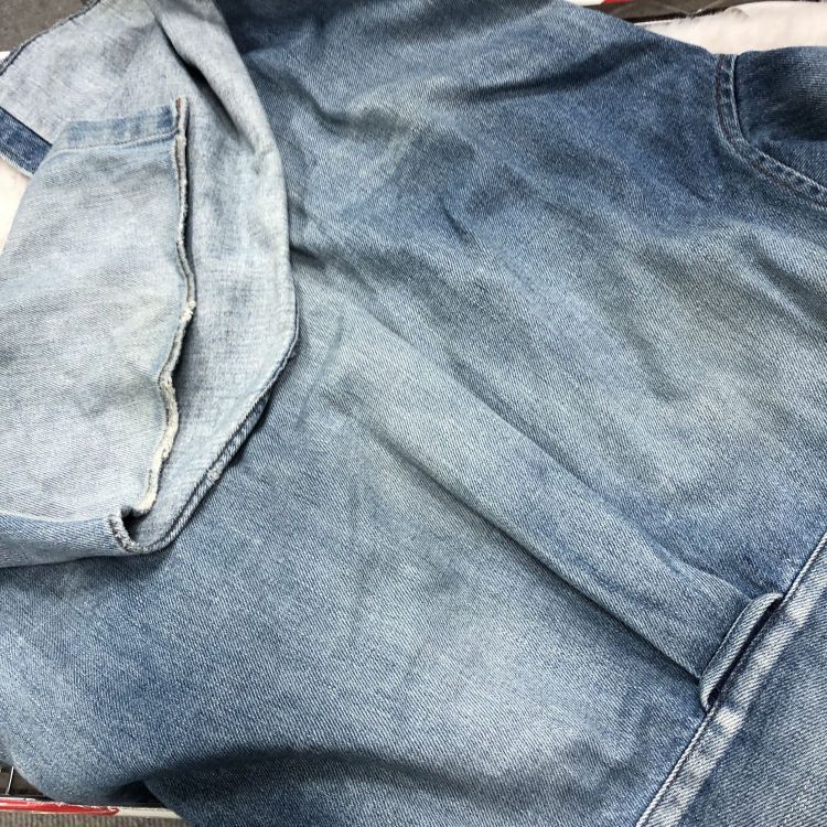 Balenciaga Balenciaga Unifit Washed Denim Shirt Size XS Size US XS / EU 42 / 0 - 9 Thumbnail