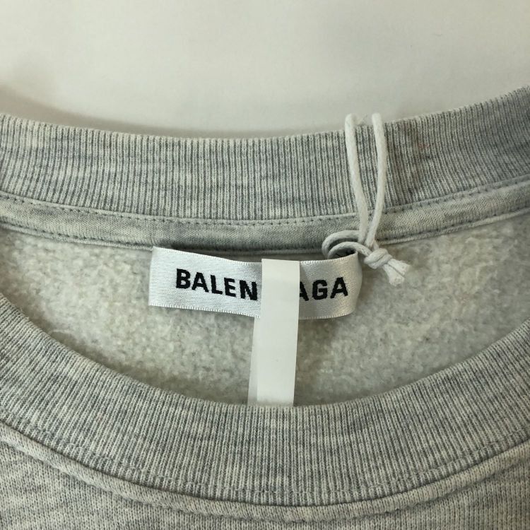 Balenciaga Balenciaga Frayed Logo Patch Sweatshirt Size S Size US S / EU 44-46 / 1 - 3 Thumbnail