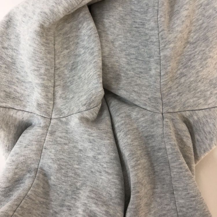 Balenciaga Balenciaga Frayed Logo Patch Sweatshirt Size S Size US S / EU 44-46 / 1 - 9 Thumbnail