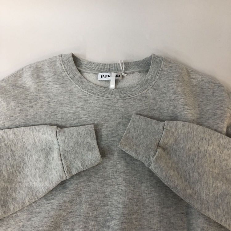 Balenciaga Balenciaga Frayed Logo Patch Sweatshirt Size S Size US S / EU 44-46 / 1 - 8 Thumbnail