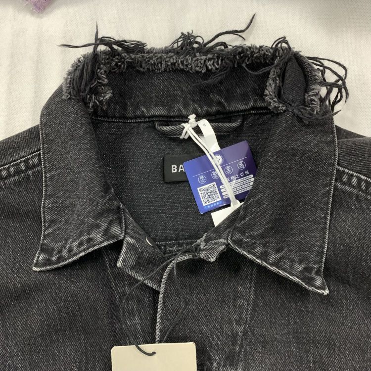 Balenciaga Balenciaga Wave Logo Denim Jacket Size 46 Size US S / EU 44-46 / 1 - 9 Thumbnail