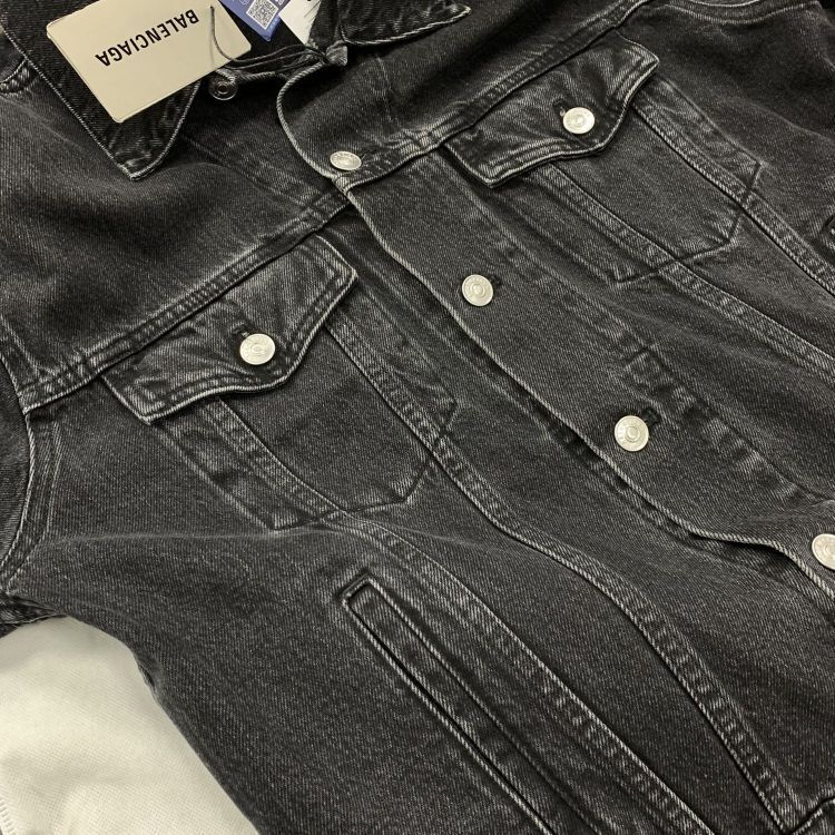 Balenciaga Balenciaga Wave Logo Denim Jacket Size 46 Size US S / EU 44-46 / 1 - 6 Thumbnail