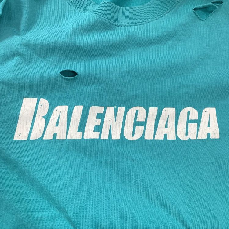 Balenciaga Balenciaga Distressed Logo T-Shirt Size XS Size US XS / EU 42 / 0 - 11 Thumbnail